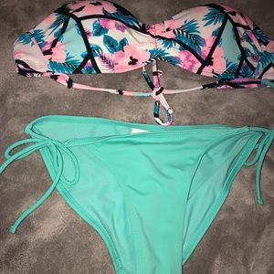 Islander bathing suit! 👙